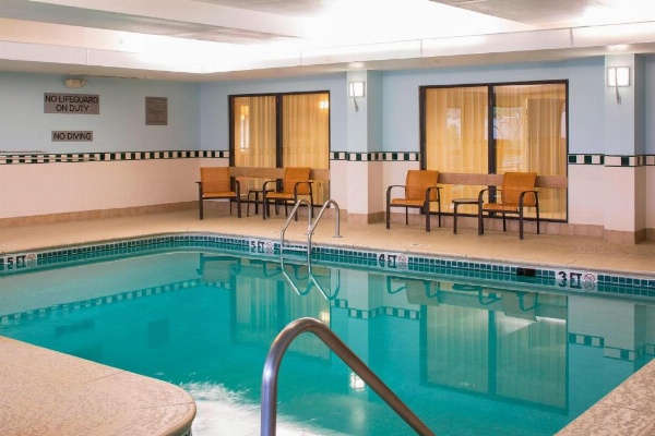 Courtyard by Marriott Baton Rouge Siegen Lane image 26