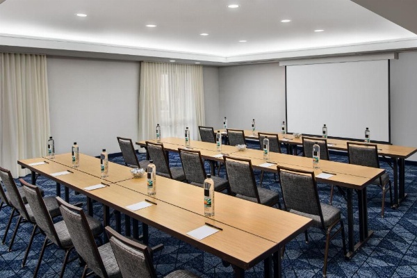 Courtyard by Marriott Baton Rouge Siegen Lane image 30
