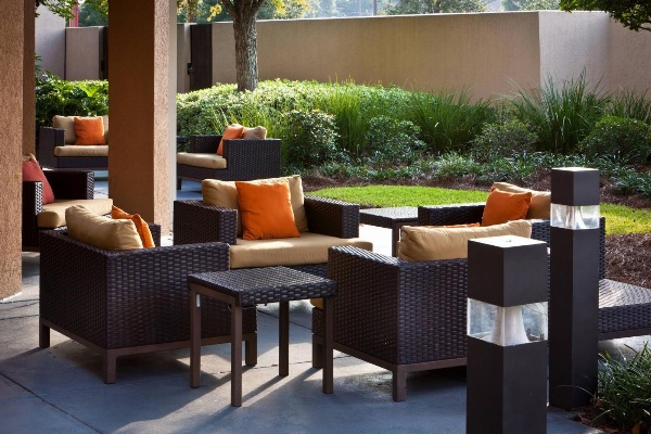Courtyard by Marriott Baton Rouge Siegen Lane image 6