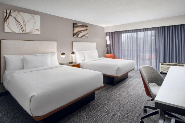 Courtyard by Marriott Baton Rouge Siegen Lane image 9